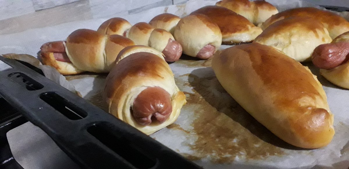 AnnaMariaBrusci's tweet photo. Comu a Paliemmooo!!
#rosticceria #rosticceriasiciliana #palermo #sicilia #Sicilia #calzoni #rollo #sicily #food #cibo #tradizionale
I #sapori  che ti tengono vicino casa https://t.co/SaOQPvMCqI