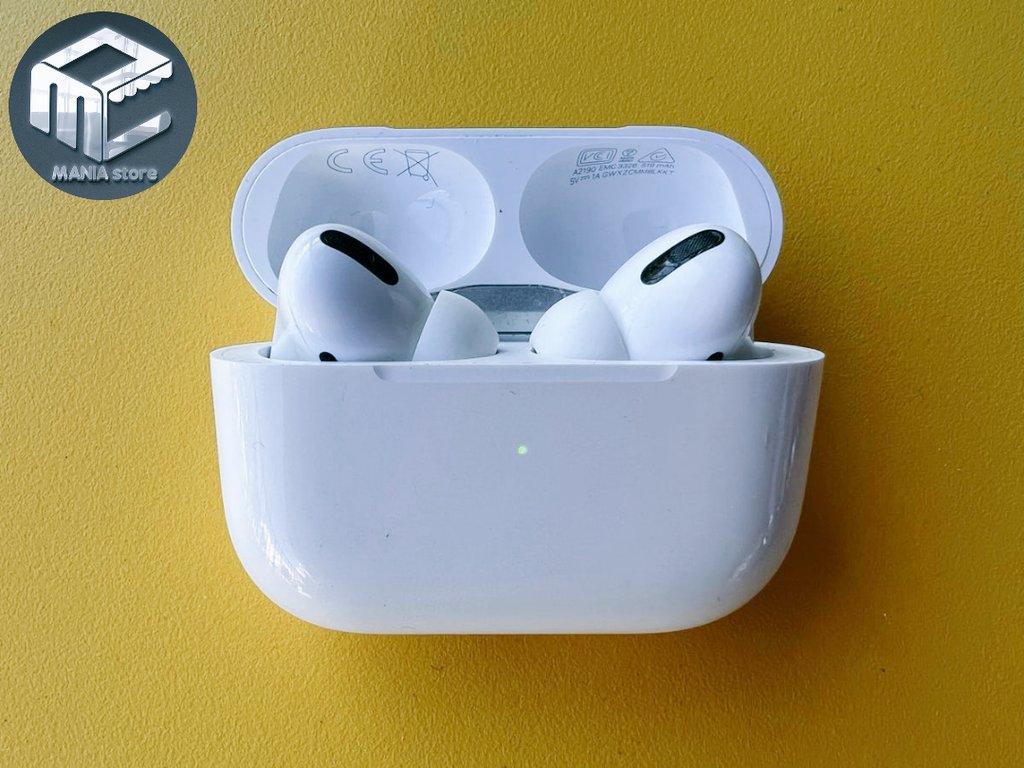 MANIASTORE3's tweet photo. سحبنا المرة دي مختلف 🥳❤️
سحب عشوائي علي airpods pro 😍😍🔥🔥🤯
كل العليك 
فولو للأكاونت @MANIASTORE3 
و رتويت للتويتة 🔃

السعر: 13k 
مع ضمان استبدال للمنتج ✅ https://t.co/TUmpVRjFLl