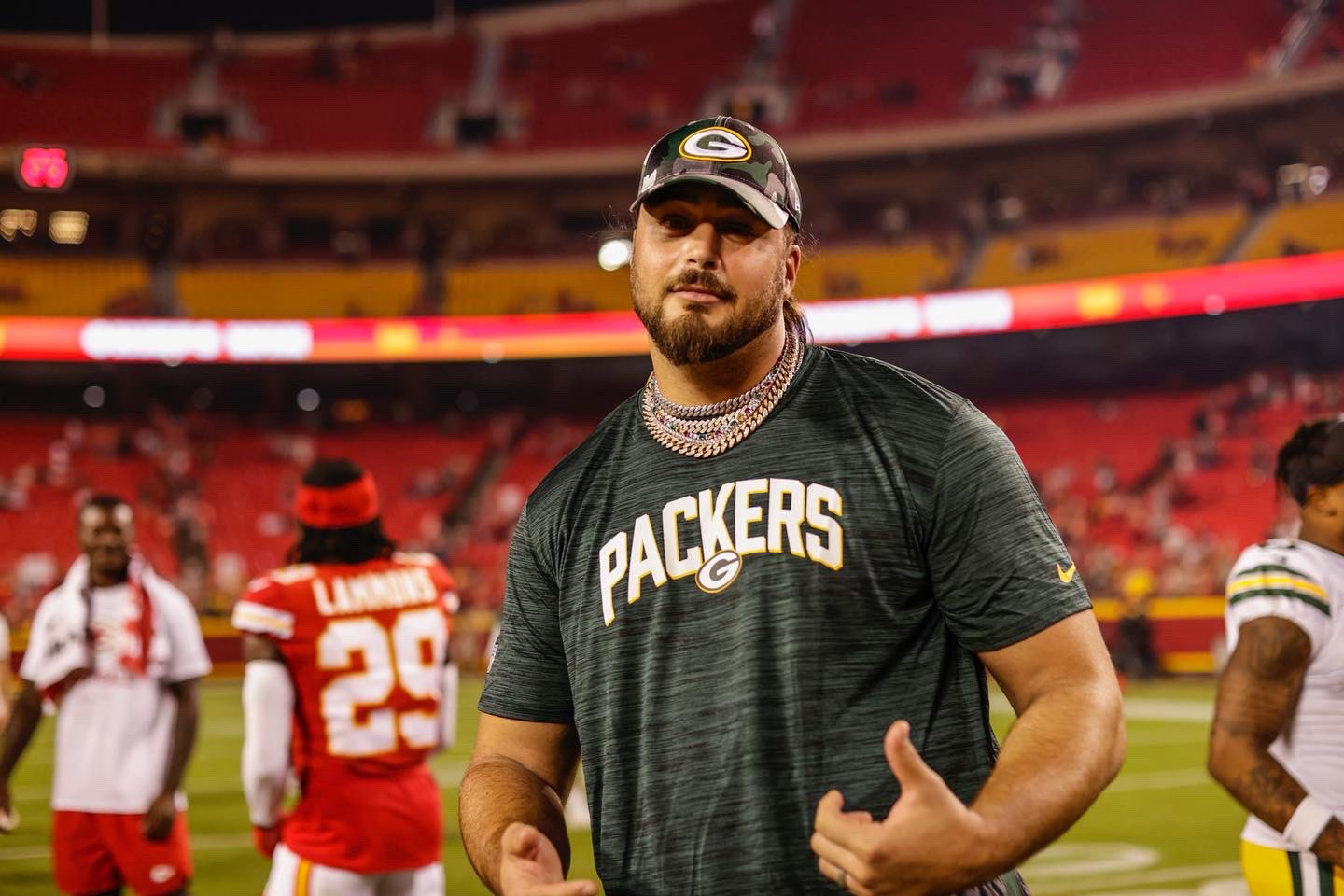 David Bakhtiari on Twitter: “Damn. Had no idea the camera was on me