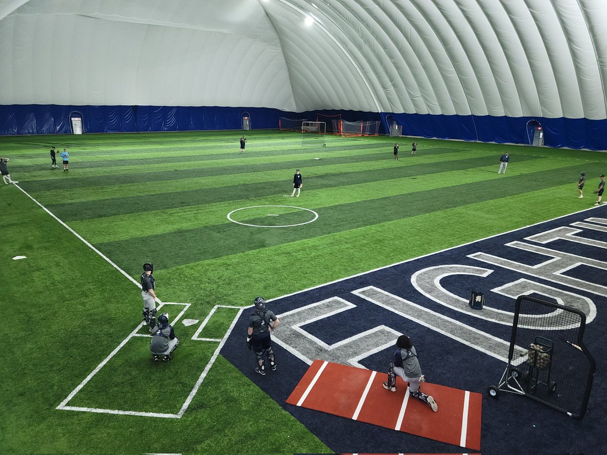 trevhatch's tweet photo. Just a reminder that @AmbroseBaseball has some of the best baseball facilities in the nation @NAIABall #RollBees https://t.co/e4fjxoVijX