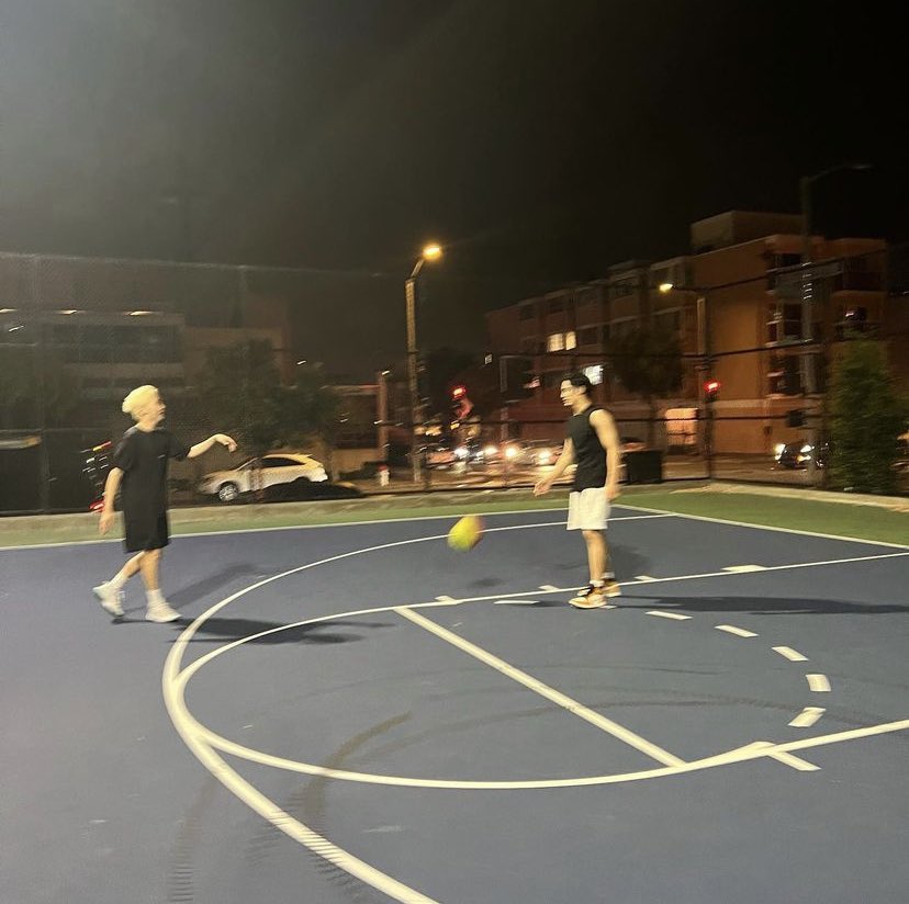 2022.08.27
With B🏀🏀
#규부