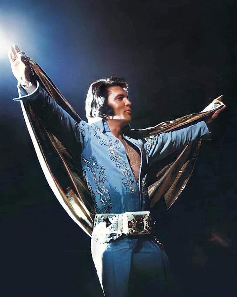 Elvis_Brightnes's tweet photo. 💖💖💖💖 #ElvisPresley #ElvisMx #ElvisHistory #Elvis2022 https://t.co/nDWgF04bMk