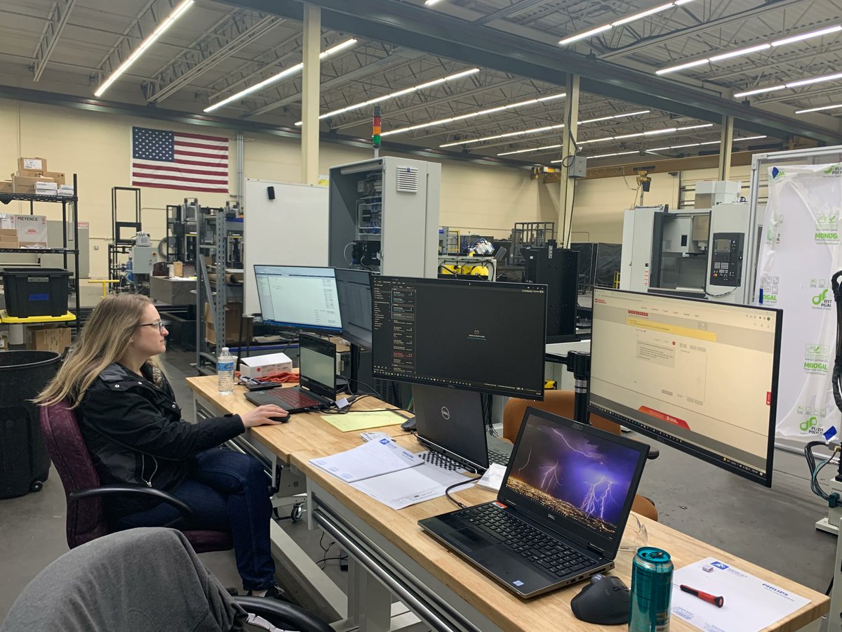 Every cell built by Industrial Tool, Inc. goes through a rigorous programming and testing process.