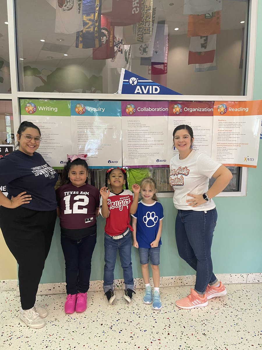 I love any opportunity to represent <a href="/SHSUCOE/">SHSU COE</a> 🧡🐾