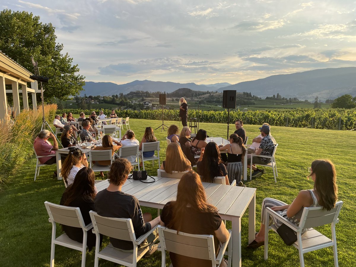 OkanaganComedy's tweet photo. The @RedRoosterWine show had notes of hilarity and a really smooth finish.🍷

For tickets head to https://t.co/w0OwDNWrWp 

#OkanaganComedyFestival https://t.co/npxZWANaZt