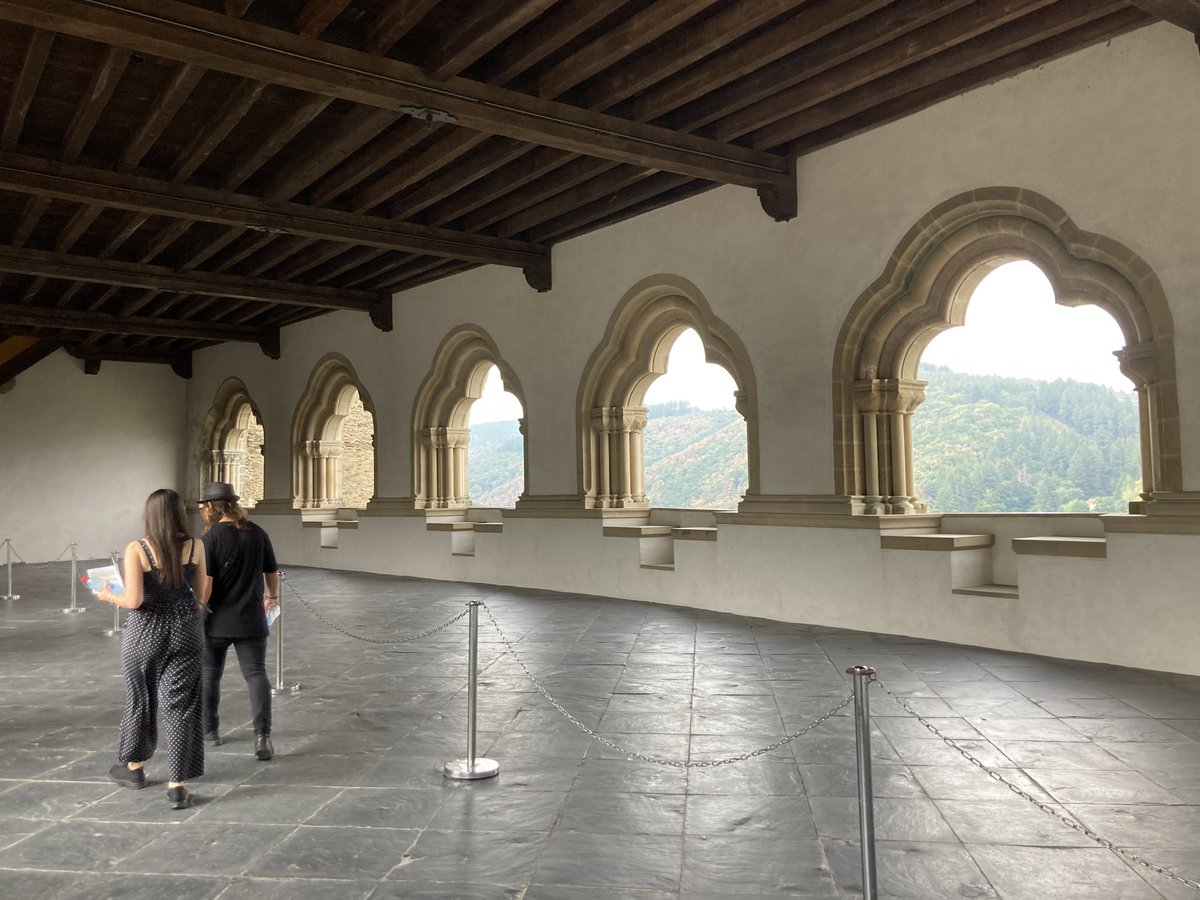 euro_tour's tweet image. ヴィアンデン城。城内。