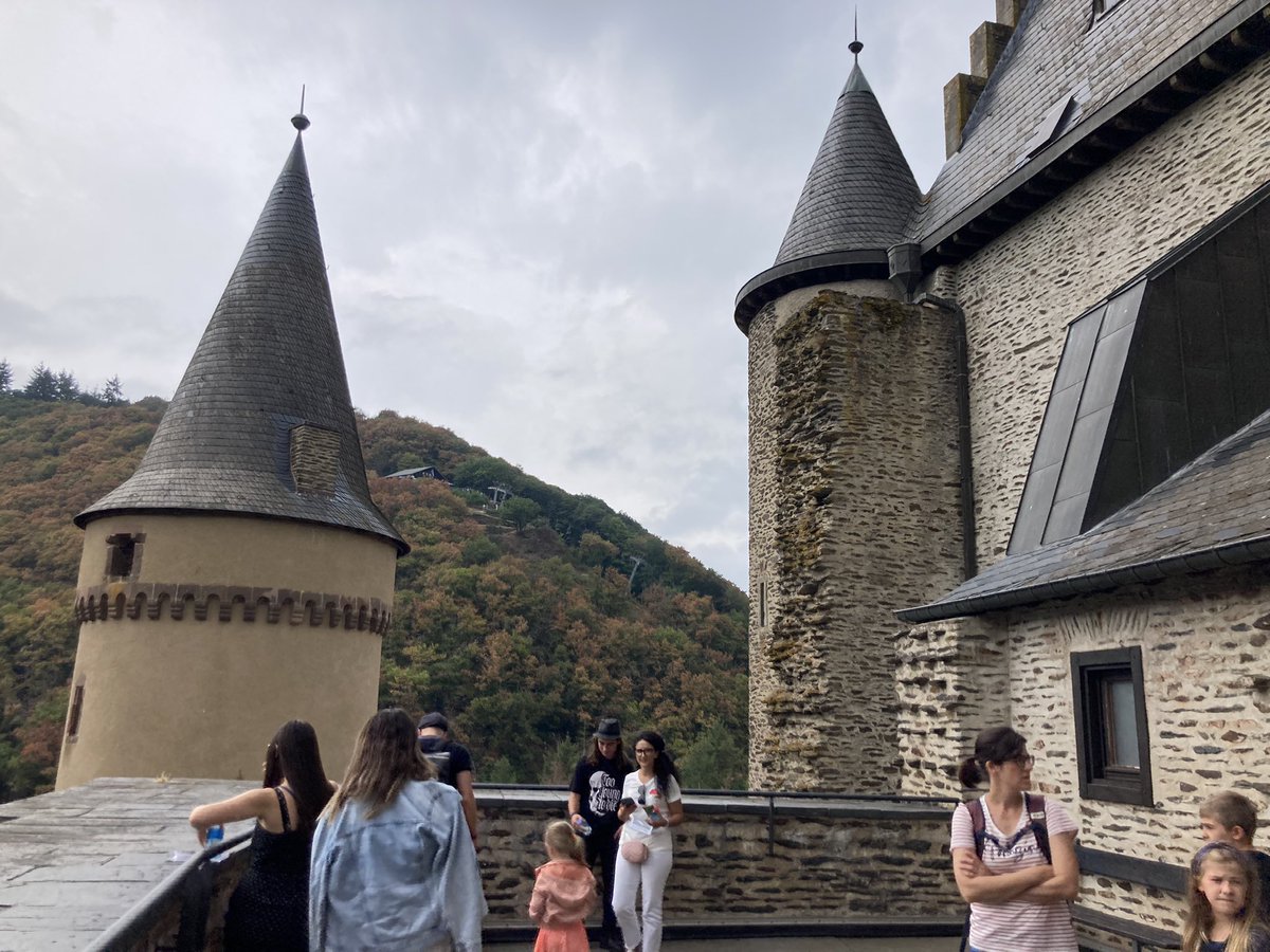 euro_tour's tweet image. ヴィアンデン城。城内。