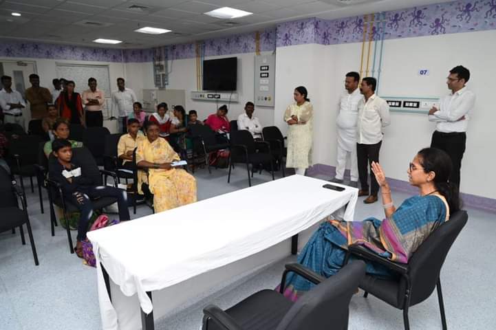 IbrahimSpeakNCP's tweet photo. The #children were screened in association with Nationalist Medical Support Cell, National Child Health Program and #SRCCHospital, #Mumbai. The first batch of 46 babies were admitted to SRCC #Hospital,today Hon. MP #Supriyatai Sule visited the hospital. 
@supriya_sule https://t.co/dpPoqYPNZQ