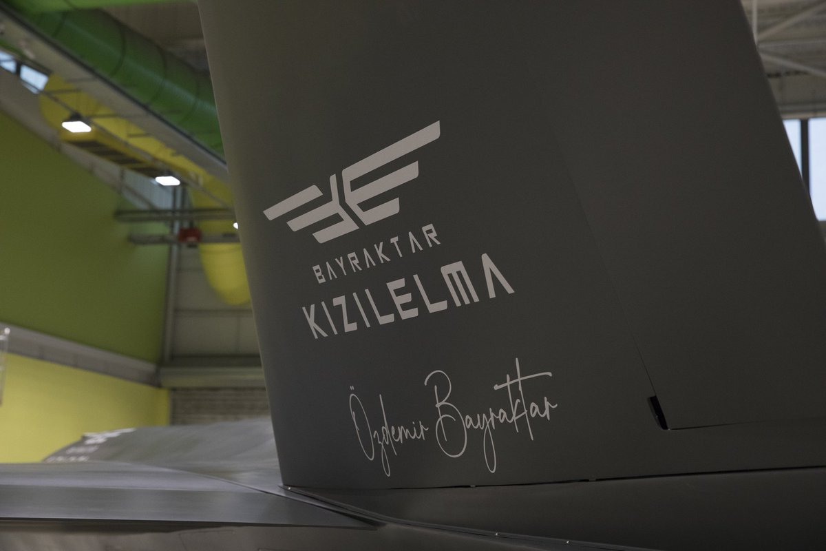 Bayraktar #KIZILELMA, #TEKNOFESTKARADENİZ 🌊 için yola çıktı!

Samsun'da görüşmek üzere...

#MilliTeknolojiHamlesi ✈️🍎🚀🌍🇹🇷