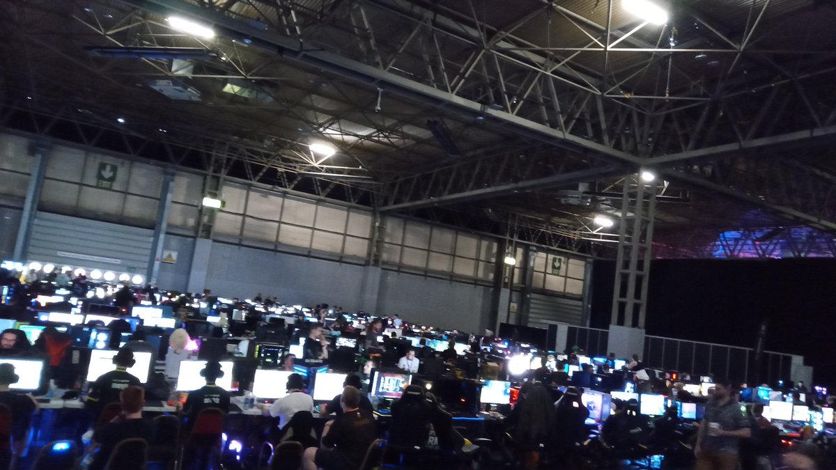 BaseUK_'s tweet photo. Greetings from the halls of Insomnia69 😎😎😎

Come find us in the BYOC area! https://t.co/MNQQLHYHlD