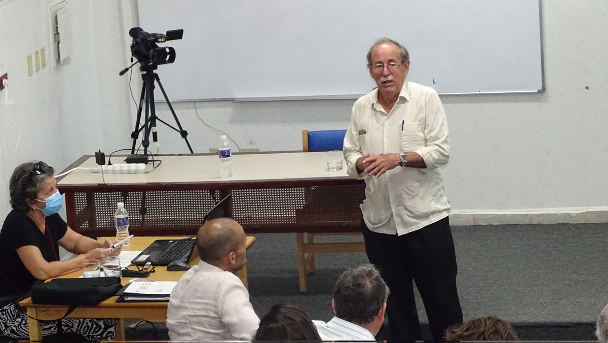 cneuro_cuba's tweet photo. En la jornada de ayer en la escuela de verano @VLIRUOS y @cneuro_cuba presenciamos las conferencias magistrales de los profesores Agustín Lage Dávila y Luis Velázquez Pérez
#SummerShool @cim_cuba @BioCubaFarma
@ciencias_cuba https://t.co/CiRujgvTTd