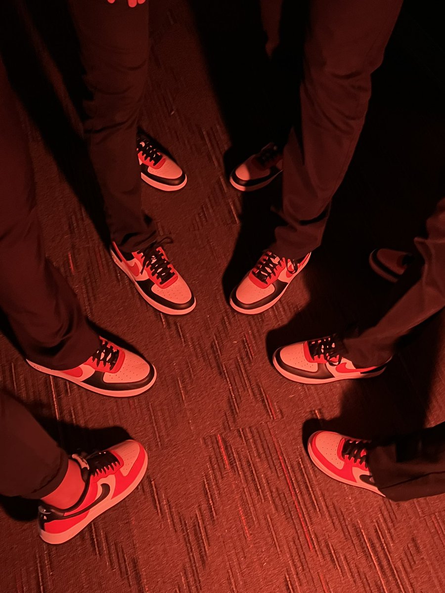 FuquayVarinaHS's tweet photo. 😎🐅 #BengalDrip #GetFreshFriday #BengalVision Get into the Admin team and these custom Bengal kicks! Looking fresh #GDTBAB Great Day To Be A Bengal ‼️ https://t.co/6Zl2oZQ3OD