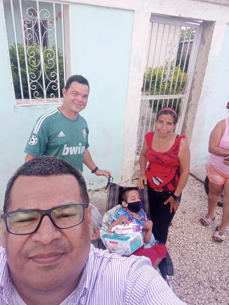 juancavillegas's tweet photo. Necesitamos una mano amiga para Juan David, darle alegría como la de la semana pasada, requerimos pañales, toallas húmedas, Avena cereal, crema de arroz y leche en polvo @Class987FM @albertogalindez @FERNANDO_FEO @raulcastellanos @MamaLisVzla @AlexaGomezDos @Fayudatuprojimo RT RT https://t.co/NRnuwwgeQH