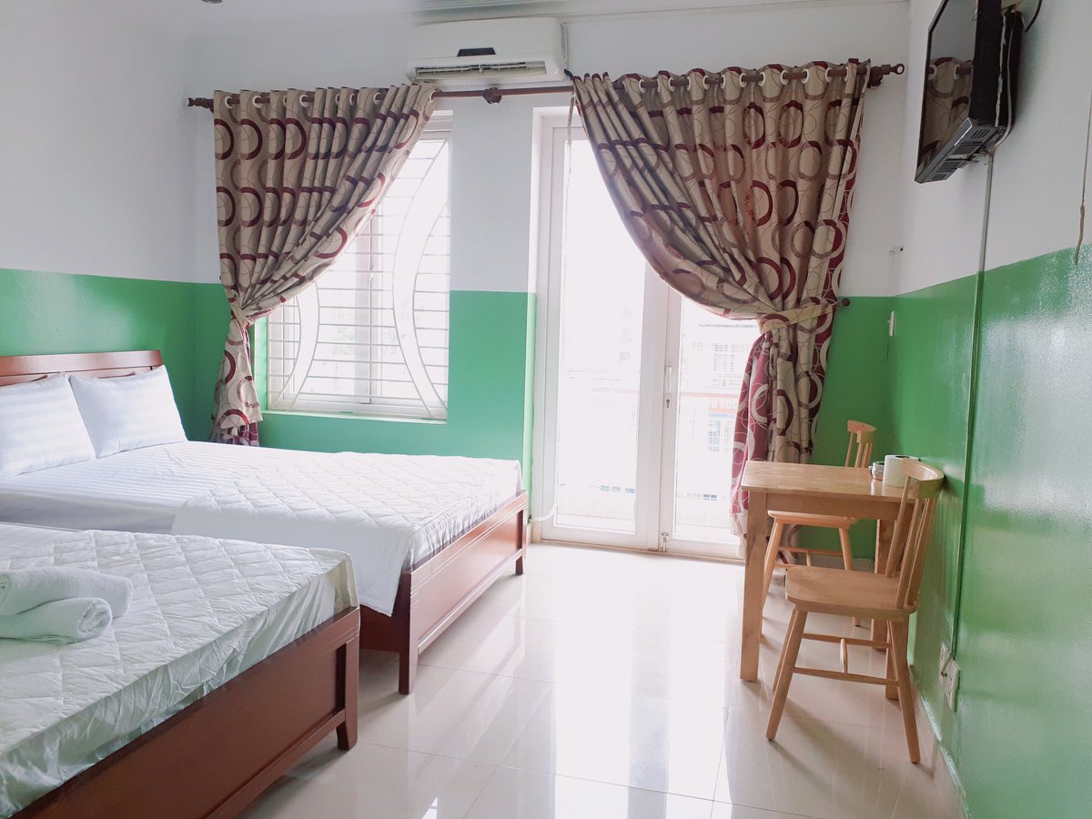 AirdropNam's tweet photo. ANH THƯ HOTEL
346 Lạc Long Quân, p5 Quận 11, tphcm
(028) 2253 5821
Giá phòng giờ:
- Phòng thường: 60/giờ đầu - mỗi giờ tiếp theo + 20k
- Phòng Lớn: 70k/giờ đầu - mỗi giờ tiếp theo + 20k
#khachsan #kháchsạn #khachsanquan11 #hotelquan11 #hoteldamsen #khachsananhthu https://t.co/PxKW71A655