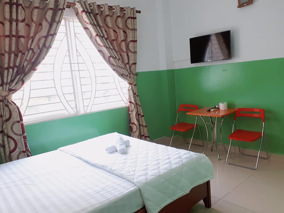 AirdropNam's tweet photo. ANH THƯ HOTEL
346 Lạc Long Quân, p5 Quận 11, tphcm
(028) 2253 5821
Giá phòng giờ:
- Phòng thường: 60/giờ đầu - mỗi giờ tiếp theo + 20k
- Phòng Lớn: 70k/giờ đầu - mỗi giờ tiếp theo + 20k
#khachsan #kháchsạn #khachsanquan11 #hotelquan11 #hoteldamsen #khachsananhthu https://t.co/PxKW71A655
