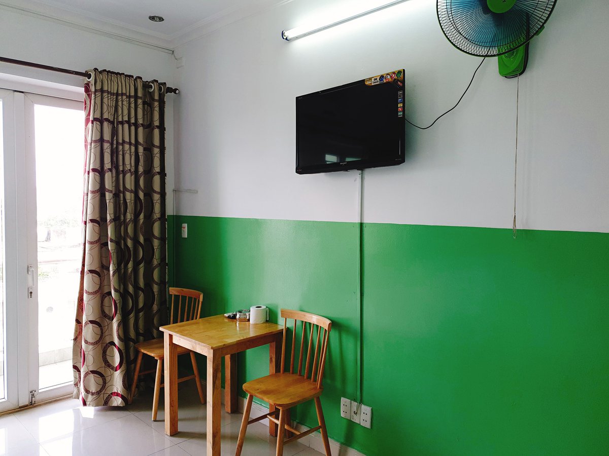 AirdropNam's tweet photo. ANH THƯ HOTEL
346 Lạc Long Quân, p5 Quận 11, tphcm
(028) 2253 5821
Giá phòng giờ:
- Phòng thường: 60/giờ đầu - mỗi giờ tiếp theo + 20k
- Phòng Lớn: 70k/giờ đầu - mỗi giờ tiếp theo + 20k
#khachsan #kháchsạn #khachsanquan11 #hotelquan11 #hoteldamsen #khachsananhthu https://t.co/PxKW71A655