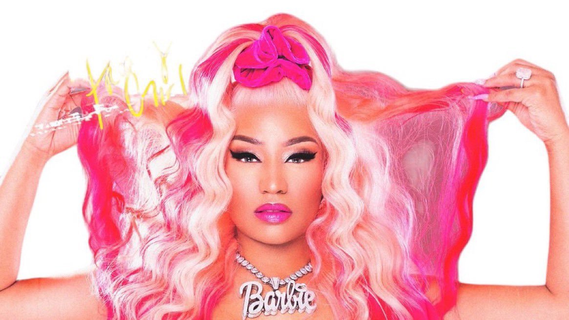 minajcravebr's tweet photo. “Super Freaky Girl” de Nicki Minaj sobe 5 posições e adentra o top 10 do UK Official Singles Chart em #10.

— Esta é a 14ª canção de Nicki a realizar o feito, a primeira solo desde “Anaconda”. https://t.co/61q59N3wxN