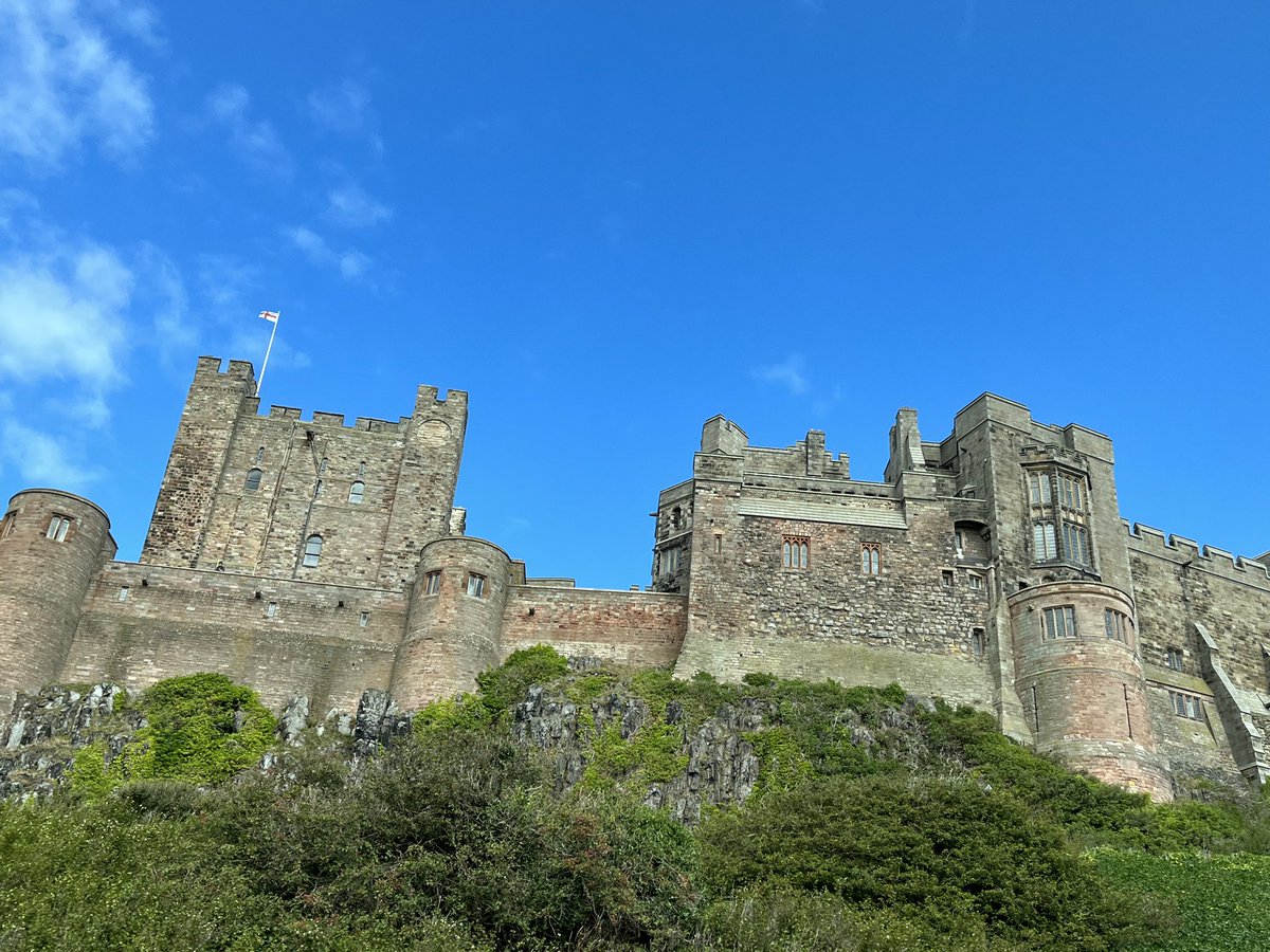 sheiladavies_'s tweet photo. What a lovely day to be beside the coast today we are so blessed ❤️
#bamburughcastle #bamburgh #Northumberland #walkworth #walkworthcastle https://t.co/R20RFaBVYk