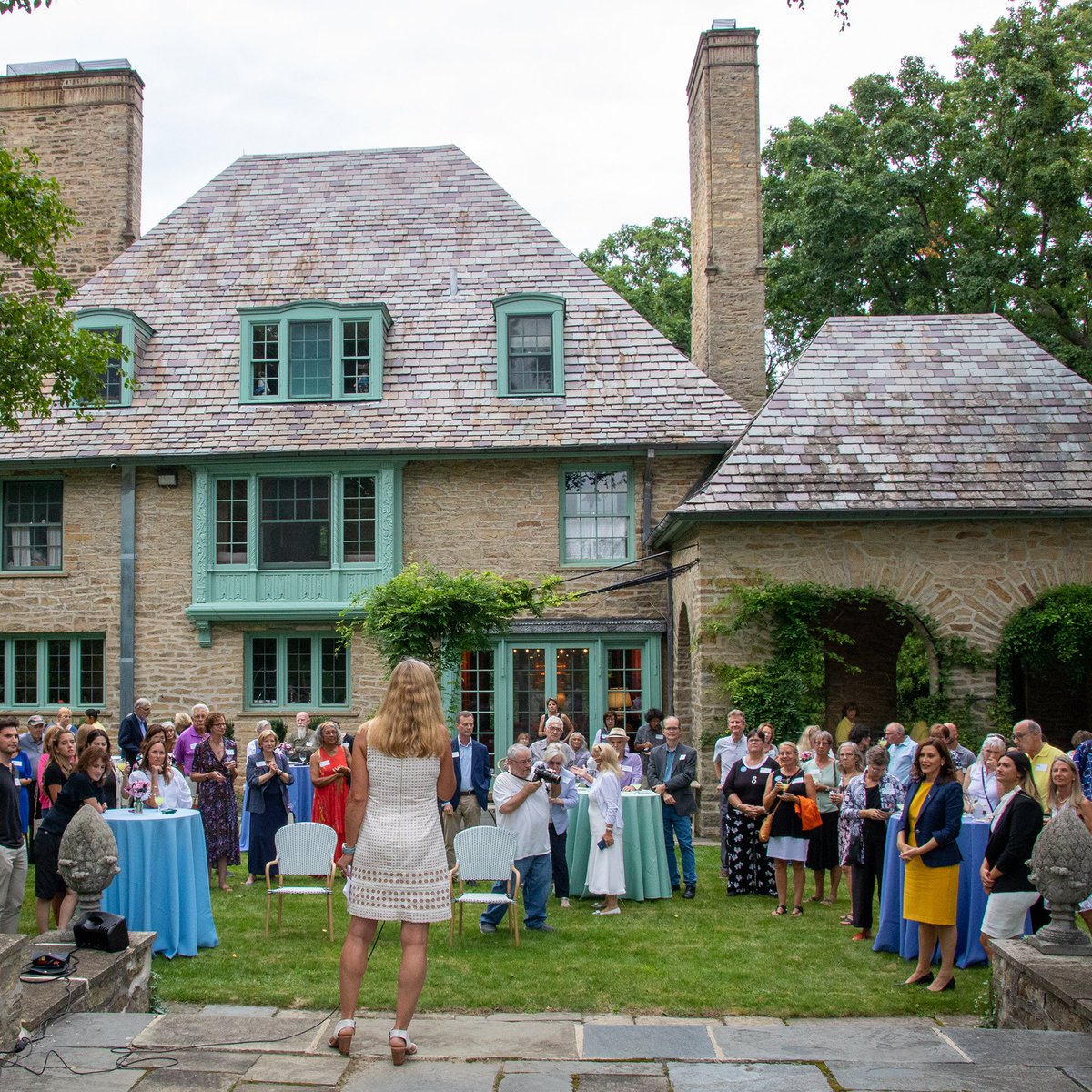 MichiganLCV's tweet photo. It was a beautiful evening rallying for @TeamBigGretch last night! We need Gov. Whitmer in office to continue to drive MI forward into a clean energy future, protect our democracy &amp; fundamental right to vote, and ensure our Great Lakes &amp; drinking water are free from pollution. https://t.co/GDWq6cmeFo