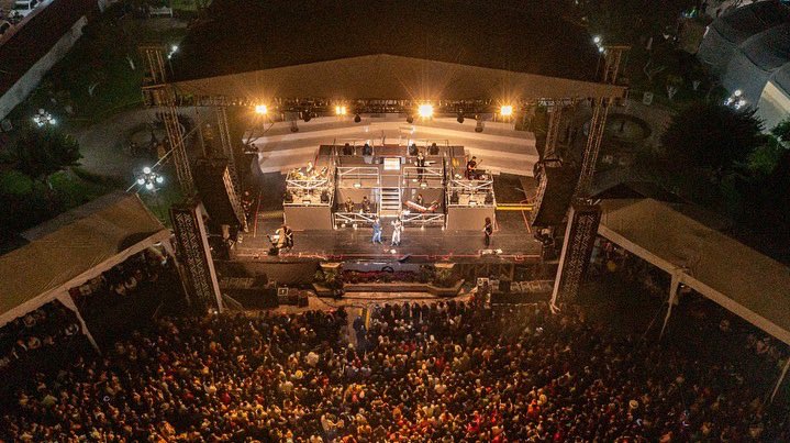 BrianRyR's tweet photo. Desde las alturas con @lajosa https://t.co/4ChWGJDXzk