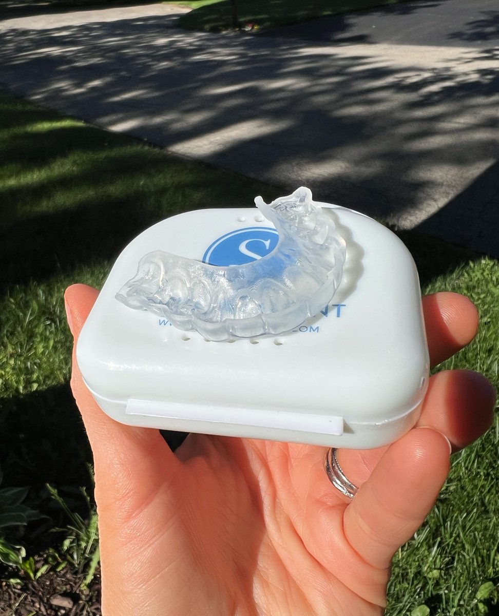 Custom fit for for a snug, comfortable wear ⭐️Rated Best Overall Night Guard for 2022 by <a href="/sleepfoundation/">National Sleep Foundation</a> 📸: @pickettbr
#teethgrinding #nightguard #mouthguard #stopthedamage