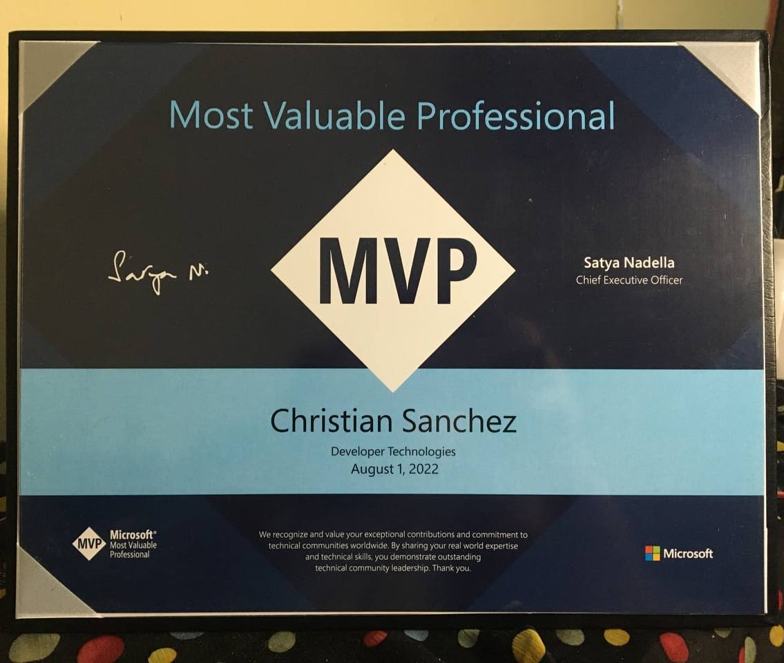 christian_sc96's tweet photo. Ya llegó el MVP award package de Microsoft #MVPBuzz @MVPAward
Muy agradecido con Dios y con la comunidad que hicieron esto posible, estoy muy motivado para seguir haciendo comunidad especialmente en Honduras🇭🇳 https://t.co/nhMR7I01UM
