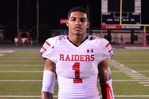 SportsChickBama's tweet photo. @Tyson_SteeleDA  ⭐️⭐️⭐️⭐️⭐️ WR Tyson Steele From Detroit Michigan has rose through the 247 rankings. The 🐆 Or the Slim Reaper has been showing off his elite speed and catching. Burning opponents left and right. https://t.co/2Ij9wZceli
