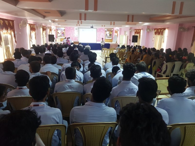 APSTATENSSCELL's tweet photo. St.Mary's College of Engineering, Guntur conducted an Awareness programme on Drugs leads Destructions by today.250 student volunteers are presented.

NSS Unit  Code: 90214709.
 # NSS Cell SMCE,Guntur.
# JNTU Kakinada NSS Cell
# Andhra Pradesh State NSS Cell https://t.co/sFozz7LH6e