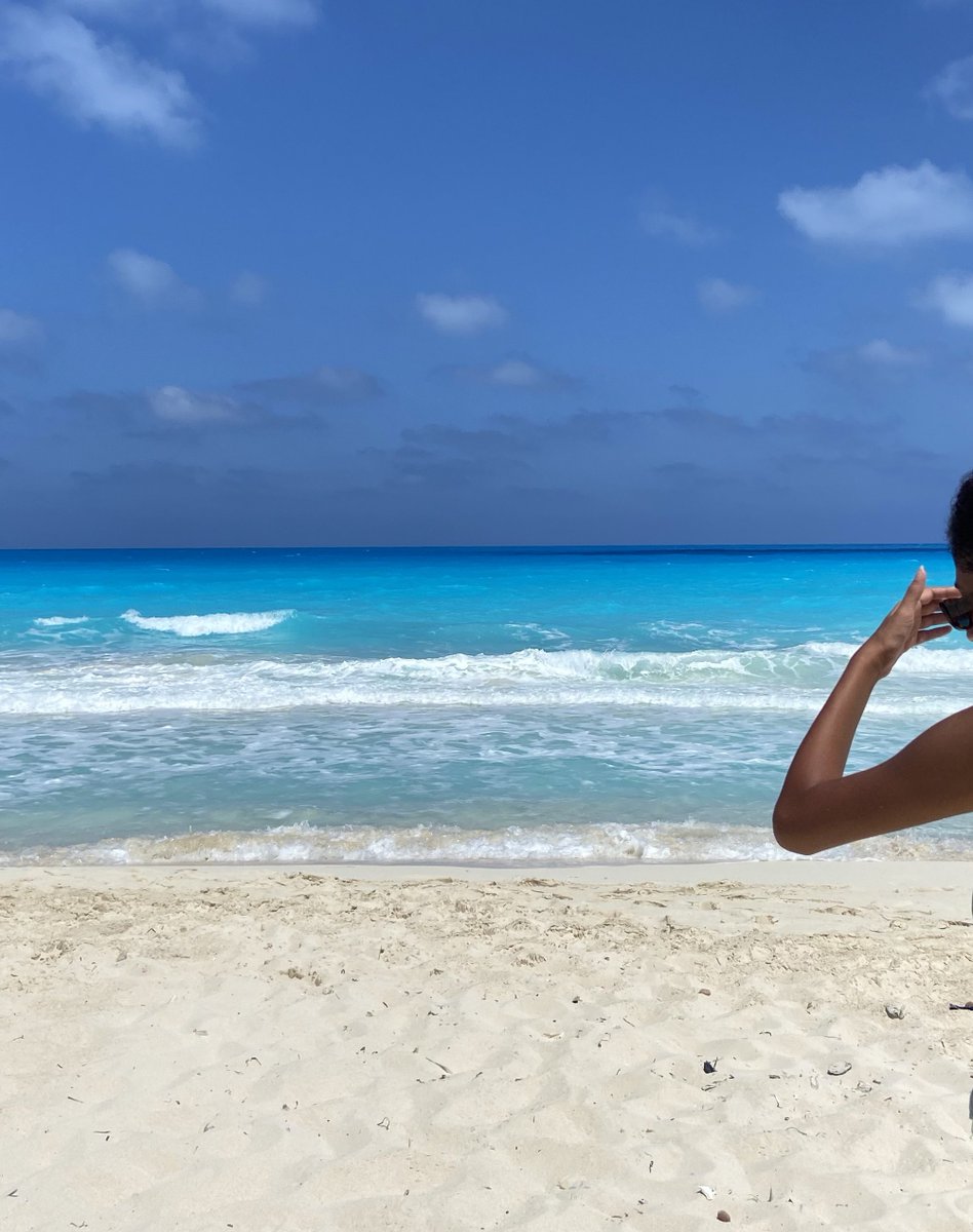 SforsarahG's tweet photo. fifty shades of blue https://t.co/BYSyJIExJJ
