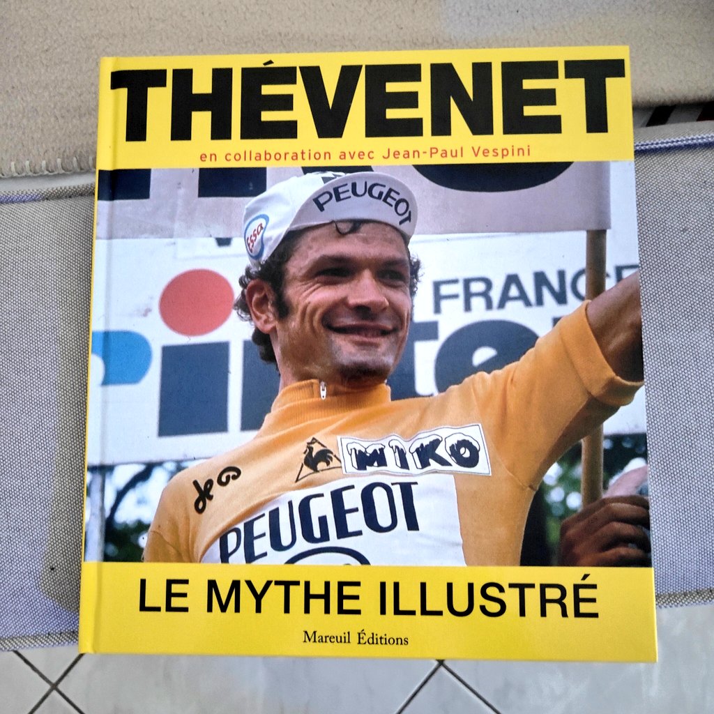 OlivPerrier's tweet photo. On ne dira jamais assez combien Bernard Thévenet est un homme humble, d'une gentillesse absolue et surtout un grand champion. Je recommande la lecture de ce bouquin paru chez Mareuil Éditions qui lui rend un parfait hommage. https://t.co/qf7A08xpAt