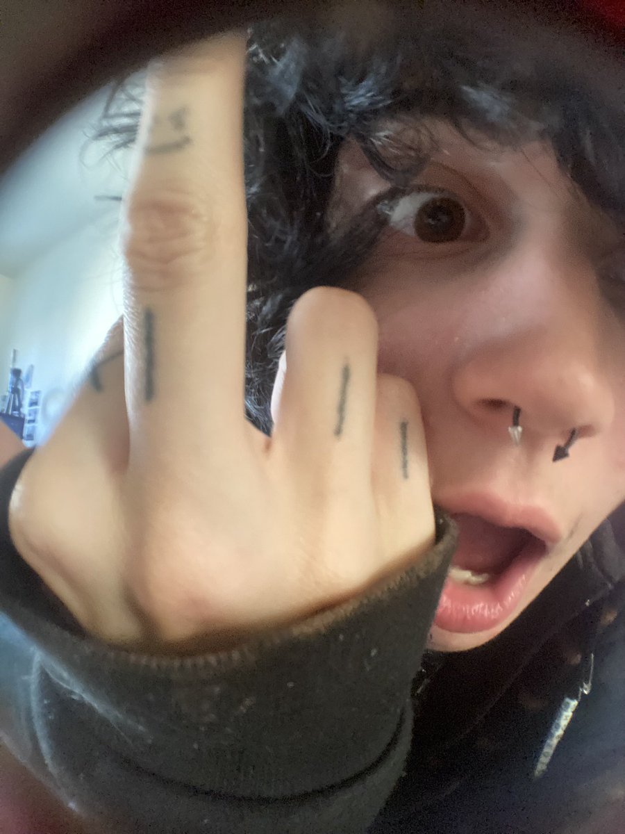 GHOUL0ID's tweet photo. Hello, Ghost0id twitter. Been a while [:< https://t.co/bNH5RGZWYB
