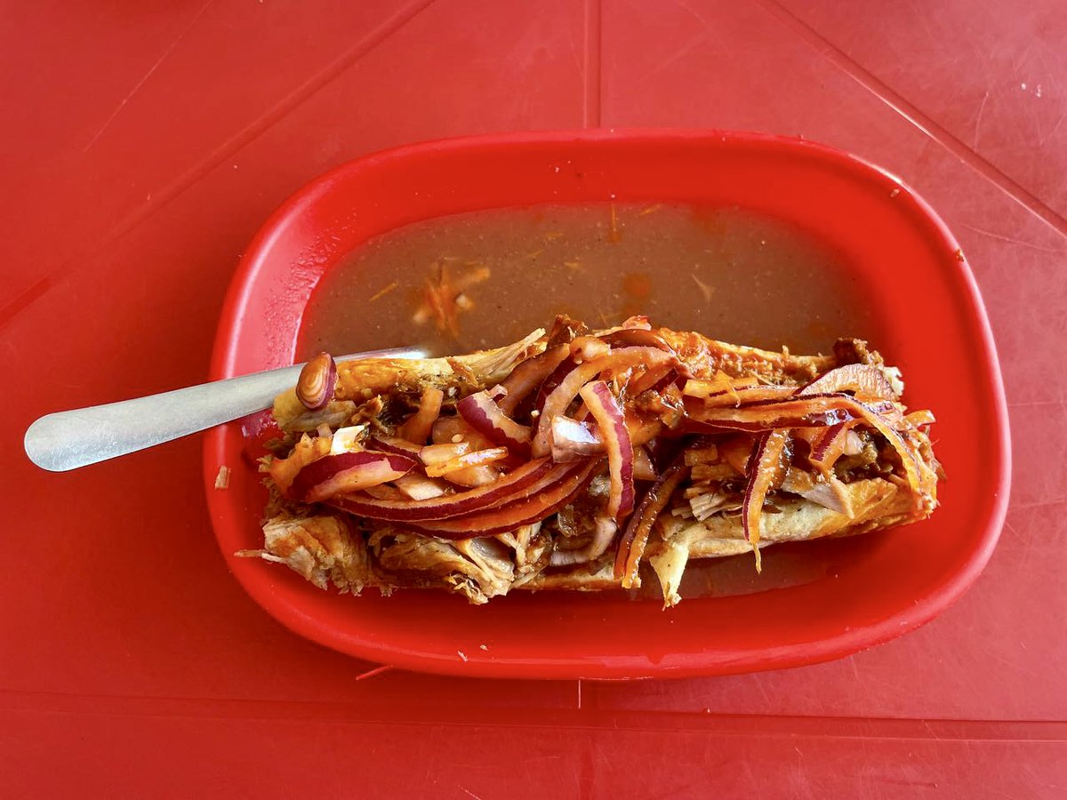 SeniorDuque's tweet photo. #MexicanGastronomy #TortaAhogada: Representative of the State of #Jalisco it is made with a special bread called #Birote and is filled with #carnitas, dipped in a tipical hot sauce and then, covered with tomato sauce. (ahogada literally means drowned) #Mexico #AMERICAisAcontinent https://t.co/hFKGCraDN6