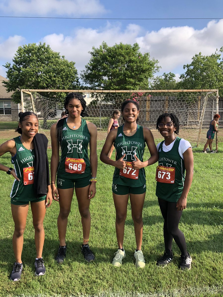 hightower_xc's tweet photo. It’s a great day to run mileage! https://t.co/tkZEgcFv6O