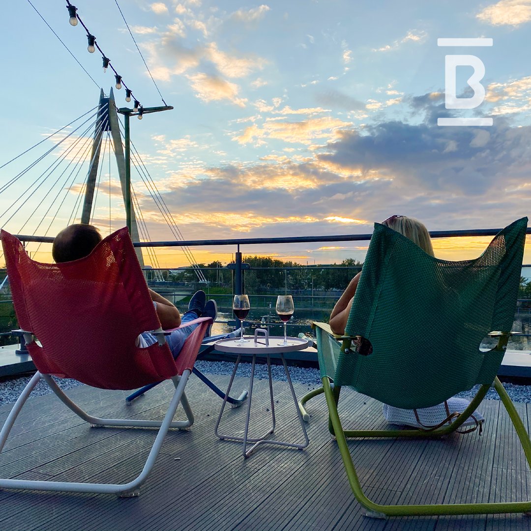 ✨ If you needed a sign to join us for the #BankHoliday weekend, THIS IS IT ✨ 
Book your table here: bit.ly/3mQ5e1O  
🏷 Tag us in your snaps to get featured. 
#BlissHotelGroup #BlissHotel #Southport