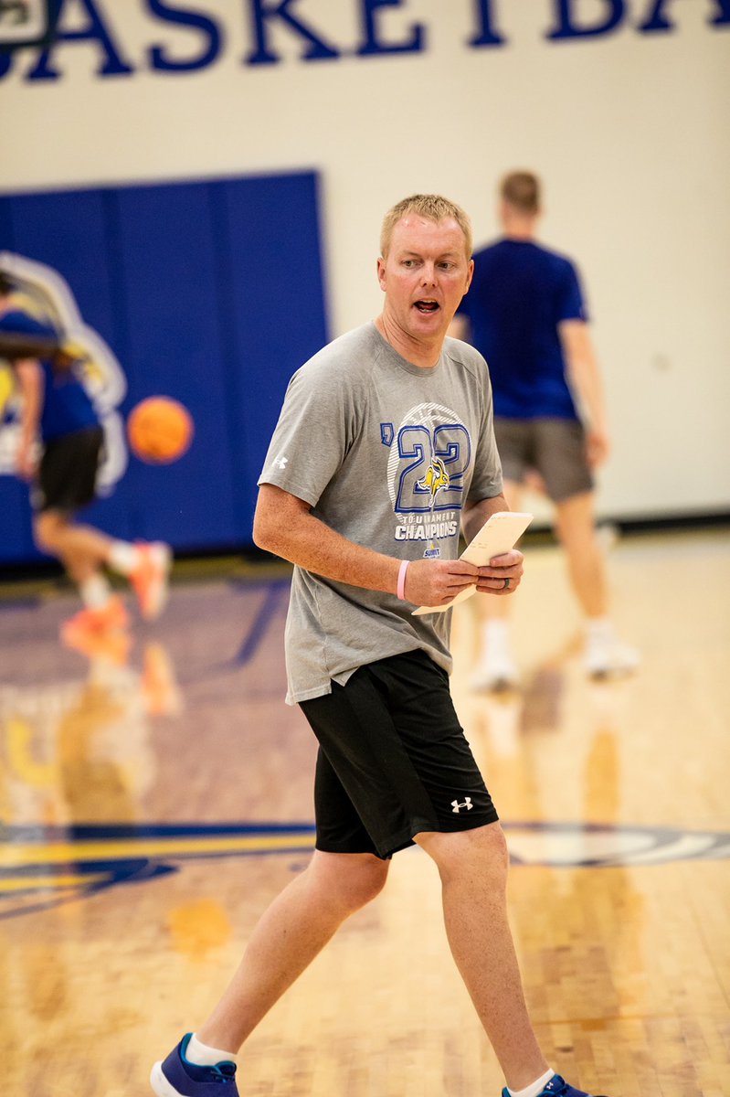 GoJacksMBB's tweet photo. The guy has been hooping at a high level for some time!

Gotta show a little love for @bpetersen22 as he gets inducted this weekend into his high school’s Athletic Hall of Fame! #GoJacks 🐰 https://t.co/Pli9ksKAkn