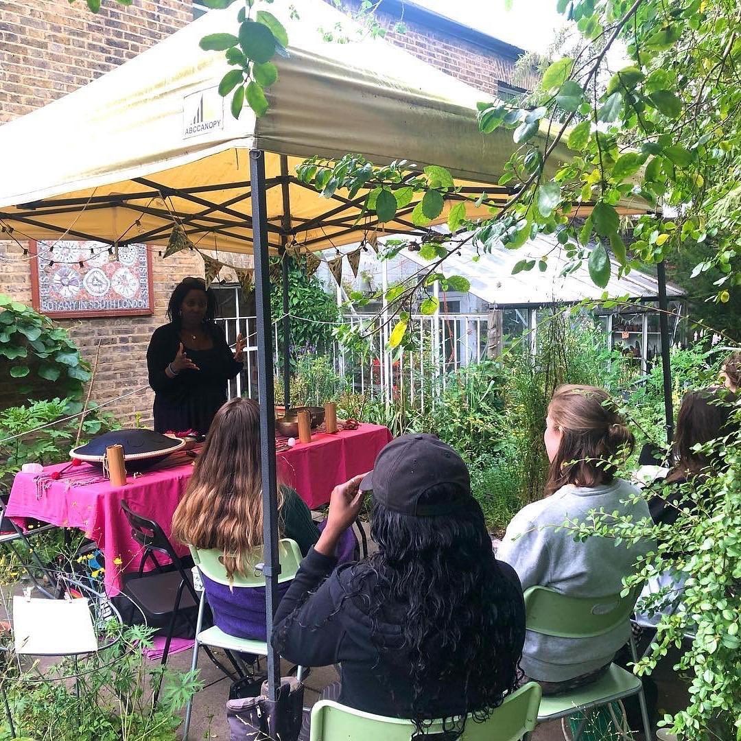 Have you checked out our programme lately? Visit our website and why not book yourself on to a workshop, guided walk or talk. You don’t have to be a plant expert to attend our events, everyone is welcome!
Programme: slbi.org.uk/events/
#slbi #botanicgarden #lambeth #tulsehill
