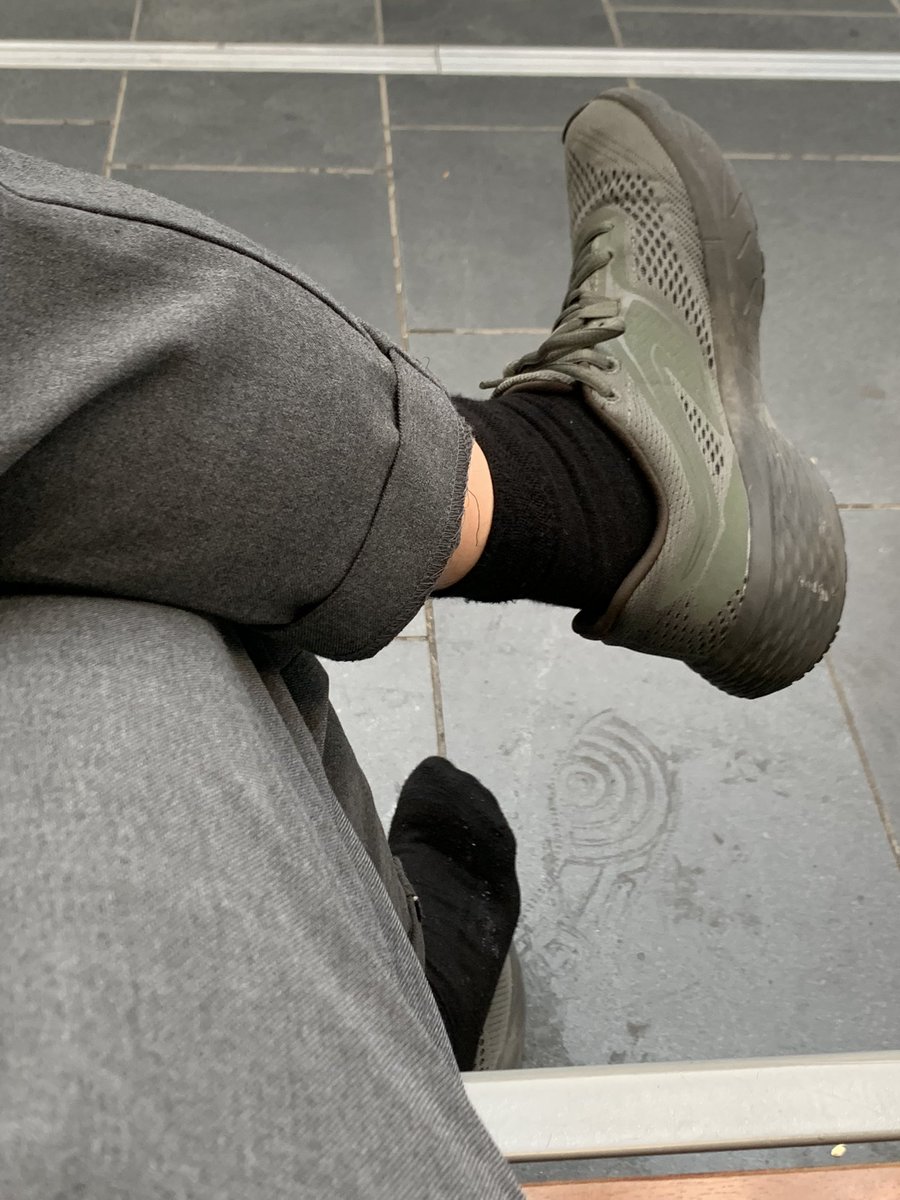 AlphaDan_01's tweet photo. #blacksockworship #smellysocks #manstink #smellysocks #sweatyfeet
#malesockfetish #gaysockfetish #gaysocksworship #m4msocks #m4msox #gaysocks #gaysox
#sockmaster #sockslave
🇩🇪Wer will vor allen Augen an die Füßen gehen?
🇬🇧Wanna lick in the public? https://t.co/fEYrFndi3h