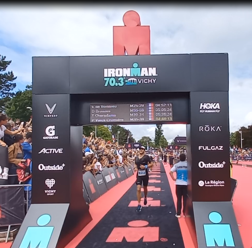 XPOLogistics_Fr's tweet photo. Pierrick, directeur RH chez @XPOLogistics_Eu, a représenté la #TeamXPO lors de la course IRONMAN 70.3 de Vichy le week-end dernier. Un magnifique exploit pour Pierrick qui est désormais un finisher officiel ! Félicitations ! https://t.co/Zp9xAa532B