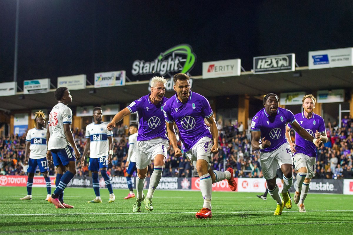 Simon__Avila's tweet image. Happy 1 year anniversary of the Ferryside Derby for all those who celebrate 🎉 Thank you to all our fans who make these nights at Starlight magical! #ForTheIsle