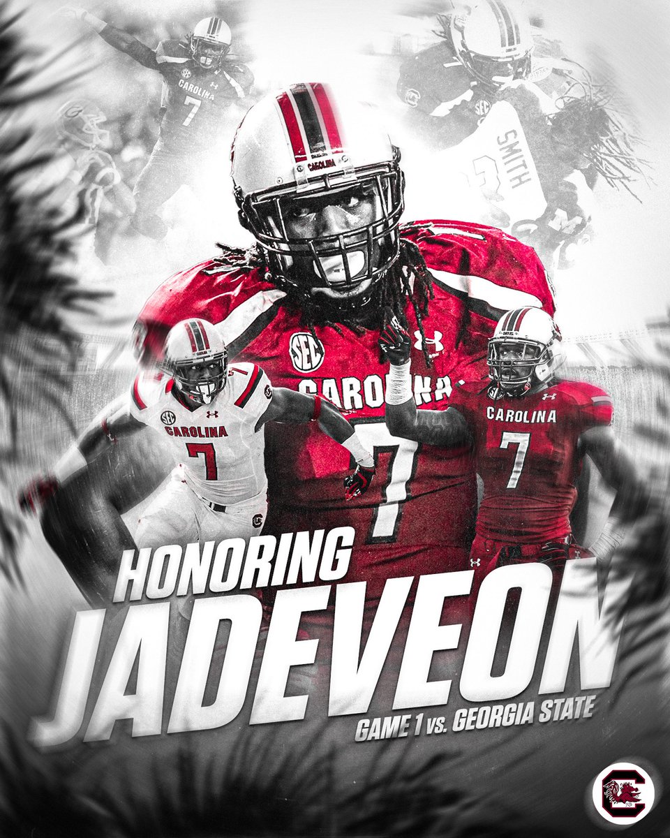 GamecockFB's tweet photo. Honoring a legend! See you soon, @clownejd! https://t.co/jsP26C5PwI