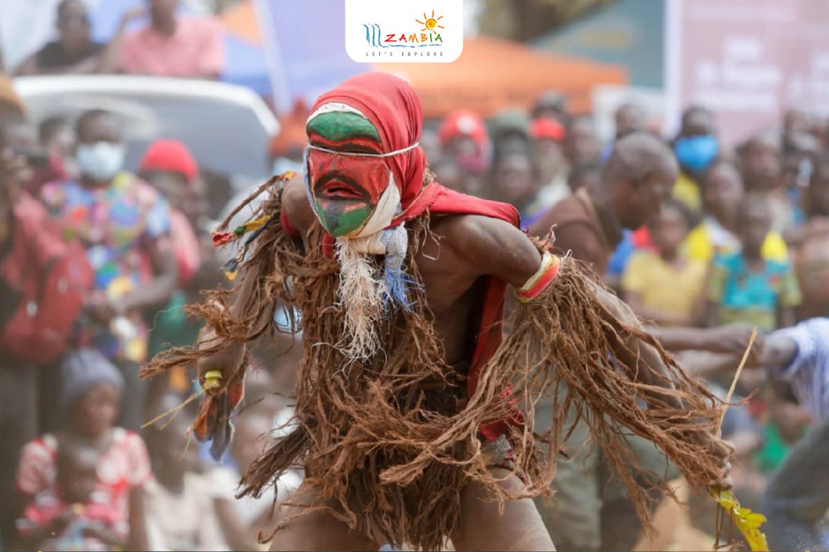 TourismZambia's tweet photo. The #Kulamba ceremony is taking place tomorrow. Performances are currently taking place at Mkaika in preparation for the ceremony tomorrow.
Keep glued for live updates
#gule #gulewamukulu https://t.co/EXHk70xe7L
