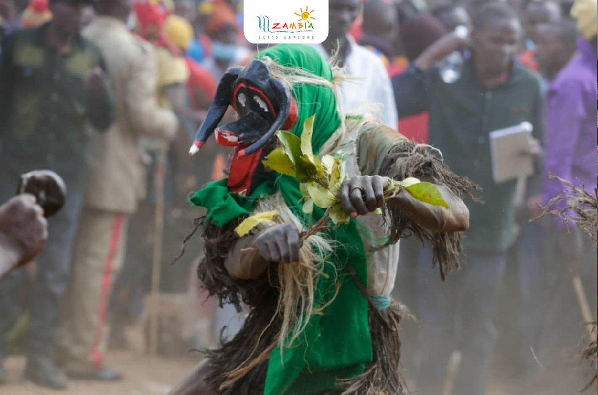 TourismZambia's tweet photo. The #Kulamba ceremony is taking place tomorrow. Performances are currently taking place at Mkaika in preparation for the ceremony tomorrow.
Keep glued for live updates
#gule #gulewamukulu https://t.co/EXHk70xe7L