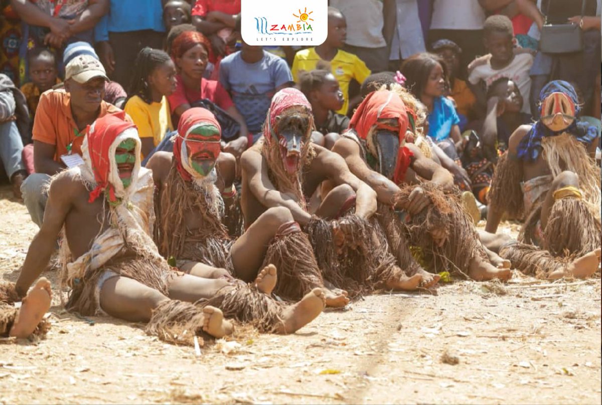 TourismZambia's tweet photo. The #Kulamba ceremony is taking place tomorrow. Performances are currently taking place at Mkaika in preparation for the ceremony tomorrow.
Keep glued for live updates
#gule #gulewamukulu https://t.co/EXHk70xe7L