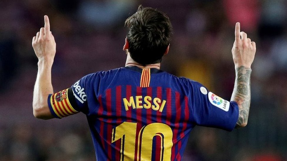 Ali93p1's tweet photo. THREAD : compilations d’action de Messi qui paraissent encore aujourd’hui surréalistes https://t.co/9Vo0ixNC9Z