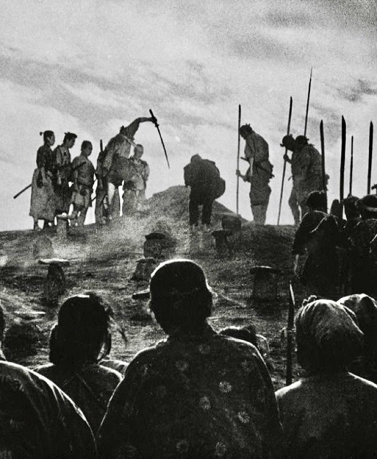 JuanFerrerVila's tweet photo. Seven Samurai (七人の侍) 1954, Akira Kurosawa. https://t.co/ntu6UjLjhi