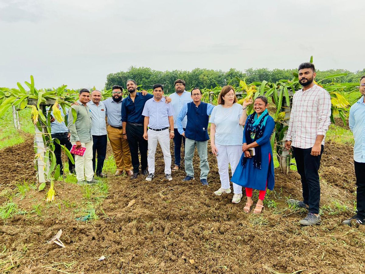 Happy to share that Michele Janezic from French ministry &amp; an expert in Intl. Cooperation in 50 countries &amp; Dir of Intl. Comn., visited my Pidilite Manar center. She appreciated Pidilite CSR team efforts for farming communities &amp; SHG in Gujarat.