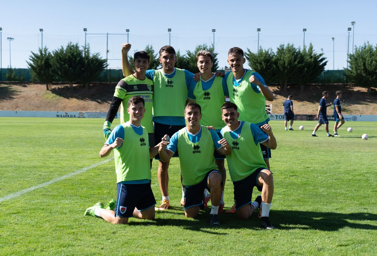cdnumancia's tweet photo. 💪 El equipo que ha ganado los partidillos de hoy viernes 🏆

#VamosNumancia https://t.co/UiFxJVcvUM