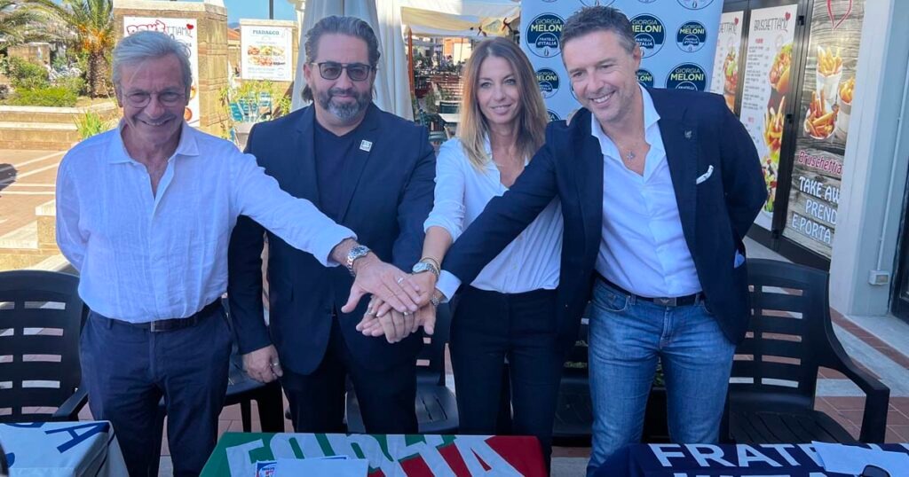 Roby_Berardi's tweet photo. Di nuovo in marcia con il #CentroDestra per vincere insieme e governare l'#Italia https://t.co/isRaLY8Lkh