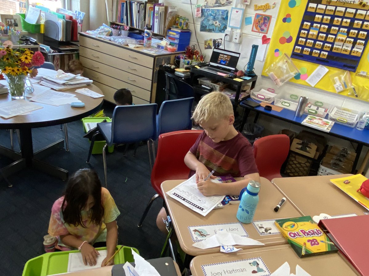 AmyMongenas's tweet photo. Next 3Mongenas worked in pairs to come up with 4 classroom rules! #IHPromise @IHSchools @IHElementary #buildingcommunity #3rdgraderules https://t.co/CUO9bYGXHL
