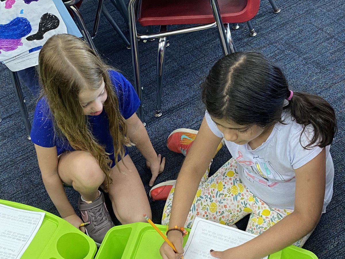 AmyMongenas's tweet photo. Next 3Mongenas worked in pairs to come up with 4 classroom rules! #IHPromise @IHSchools @IHElementary #buildingcommunity #3rdgraderules https://t.co/CUO9bYGXHL